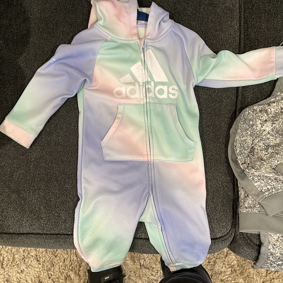 Adidas and Nike jump suits will fit baby boys 12 to 16 months old - Picture 8 of 9